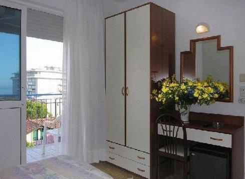 Triple Room,62118058:JPEG